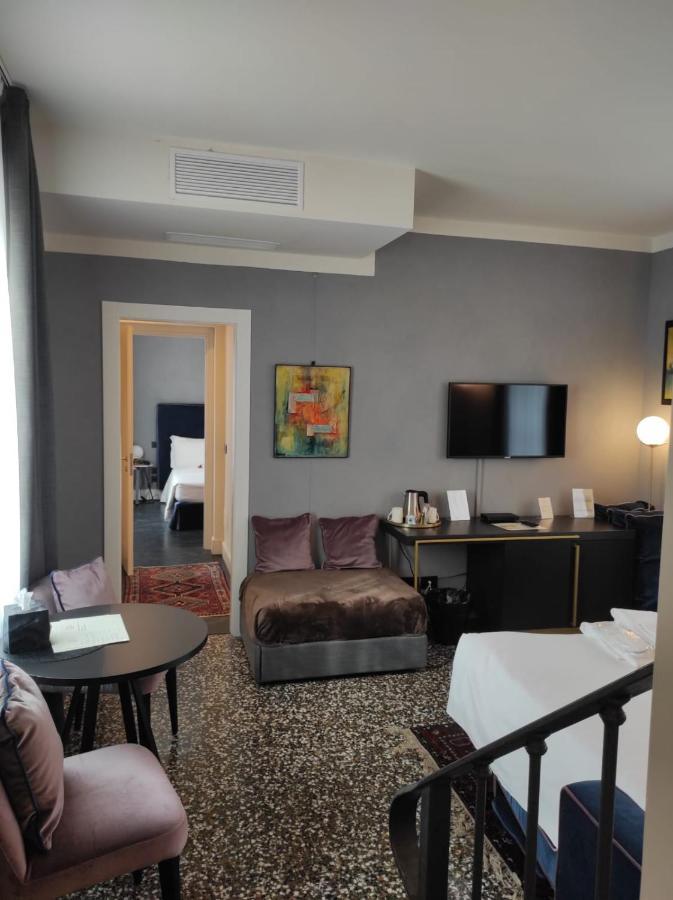 Capriccio Art Hotel Serravalle Scrivia Exterior photo