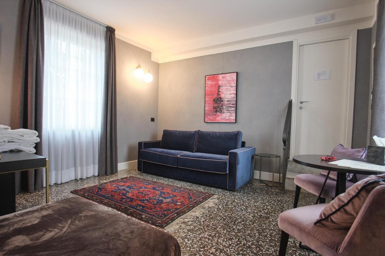 Capriccio Art Hotel Serravalle Scrivia Exterior photo